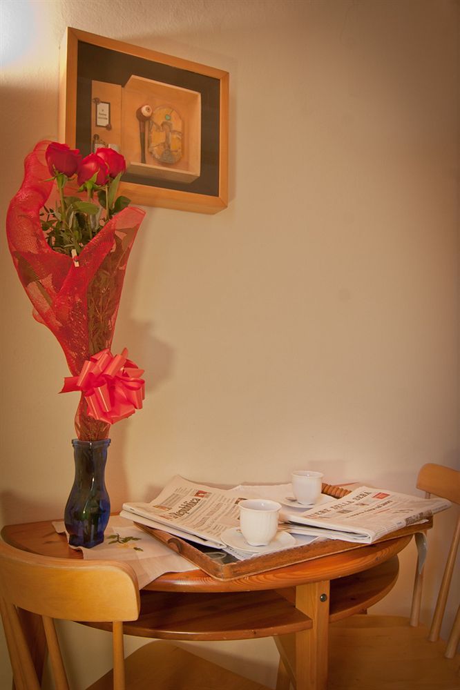 Bed&Bed Cassia Bed & Breakfast Florence Exterior photo